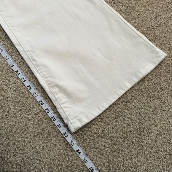 NEW We the Free People white high rise dramatic flare jeans size 32 - Picture 10 of 11